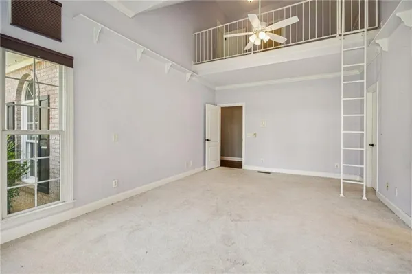 a view of a livingroom with entryway