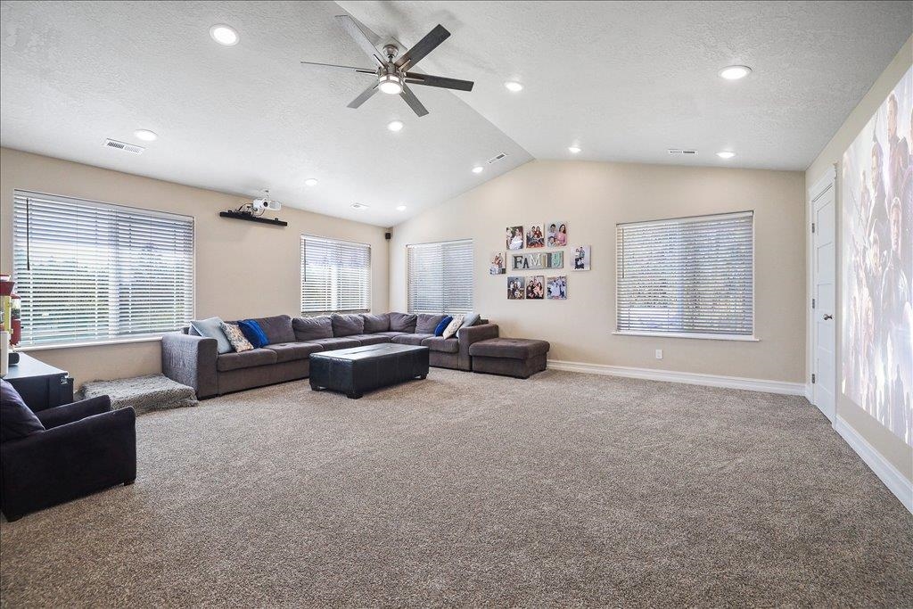 5710 East Greenbluff Road Colbert, WA 99005 - Photo 24 of 49