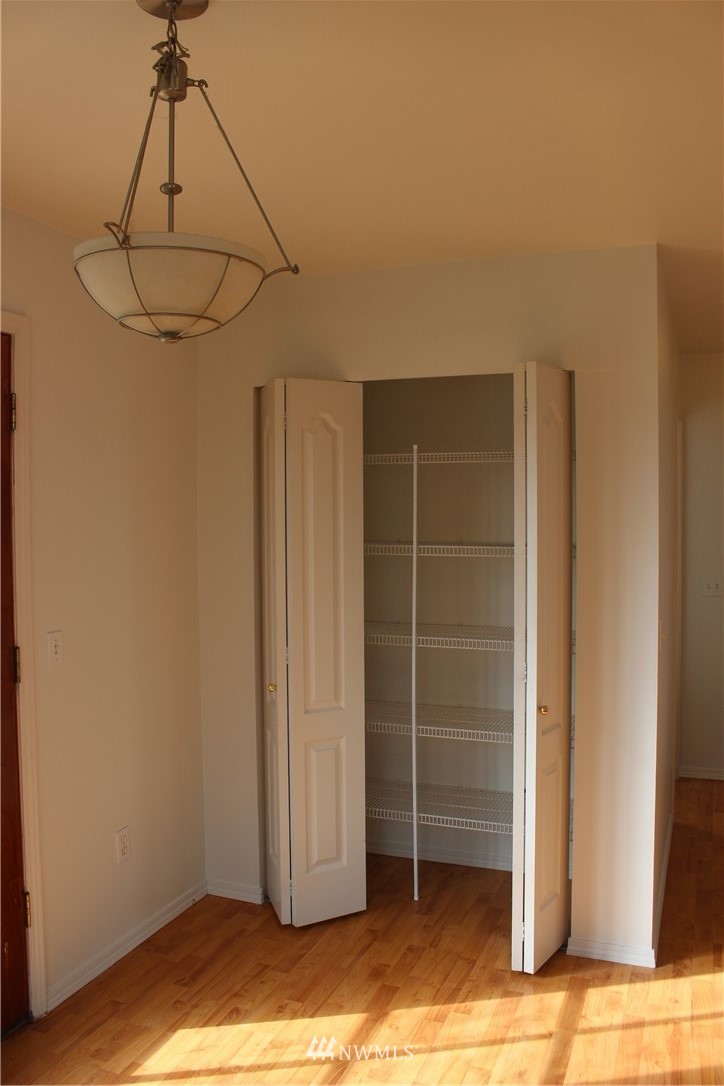 2309 Riley Road Mount Vernon, WA 98274 - Photo 11 of 37 Gallery Image 11