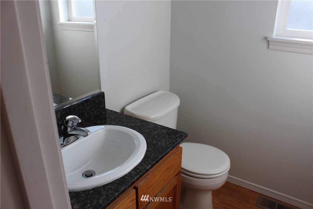 2309 Riley Road Mount Vernon, WA 98274 - Photo 14 of 37 Gallery Image 14