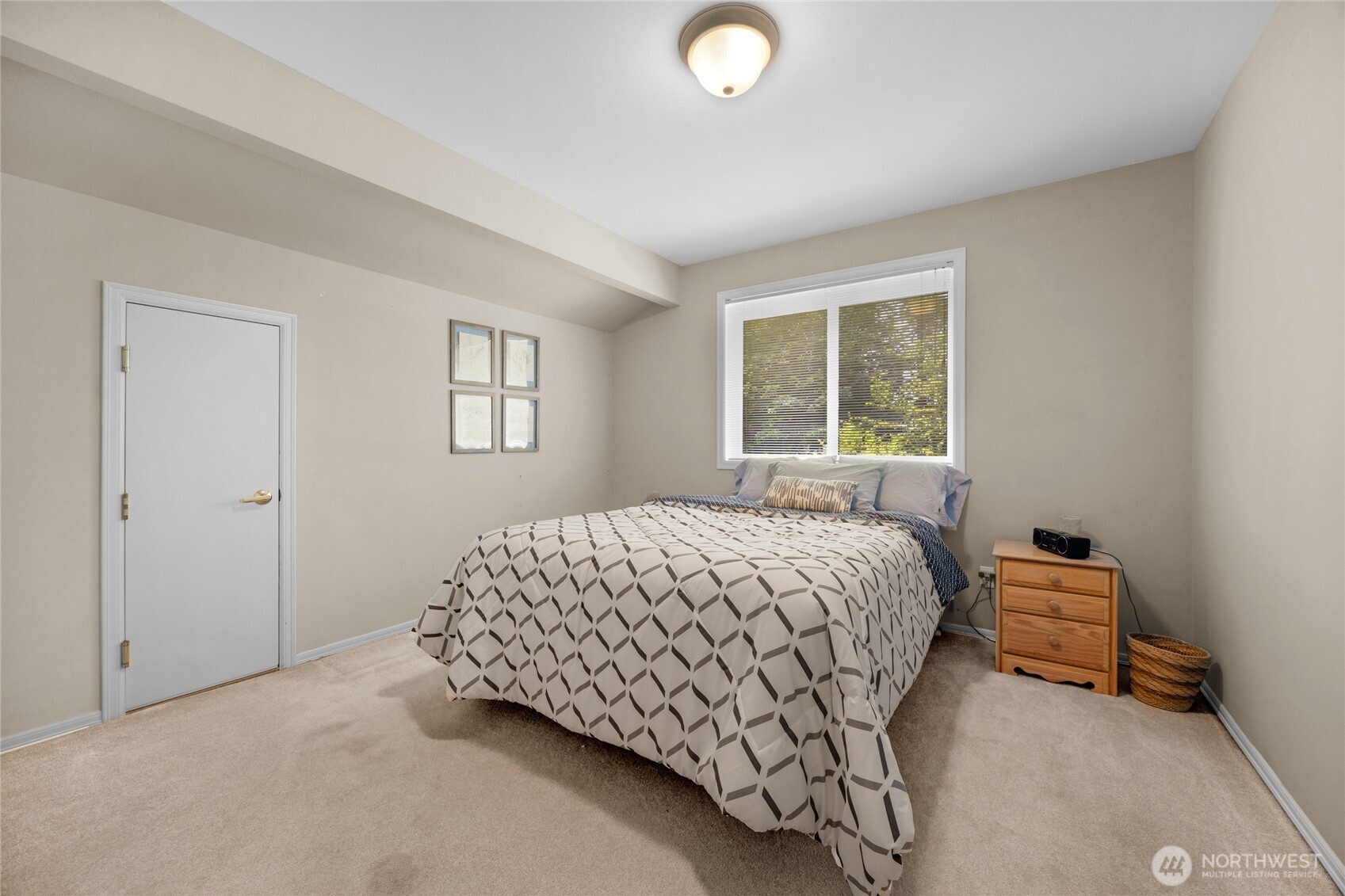 1401 241st Street Southeast Bothell, WA 98021 - Photo 27 of 40