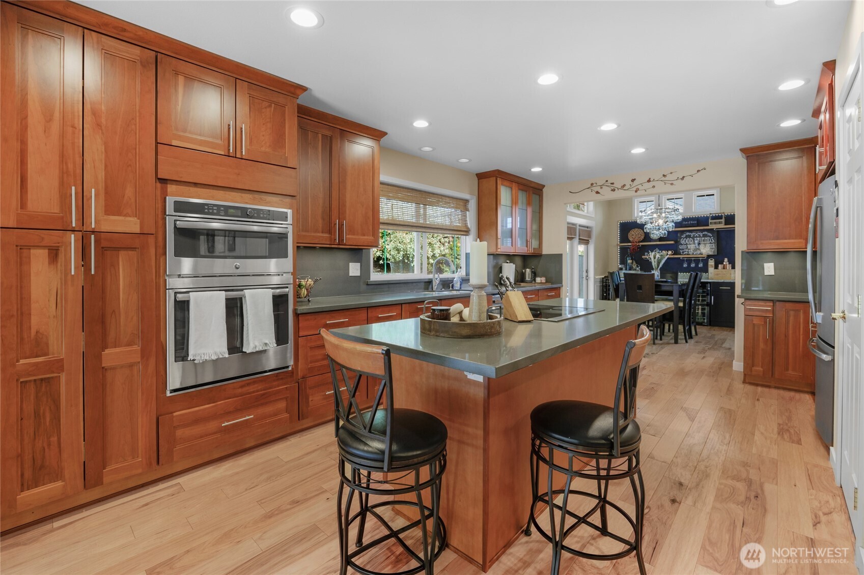 1401 241st Street Southeast Bothell, WA 98021 - Photo 10 of 40