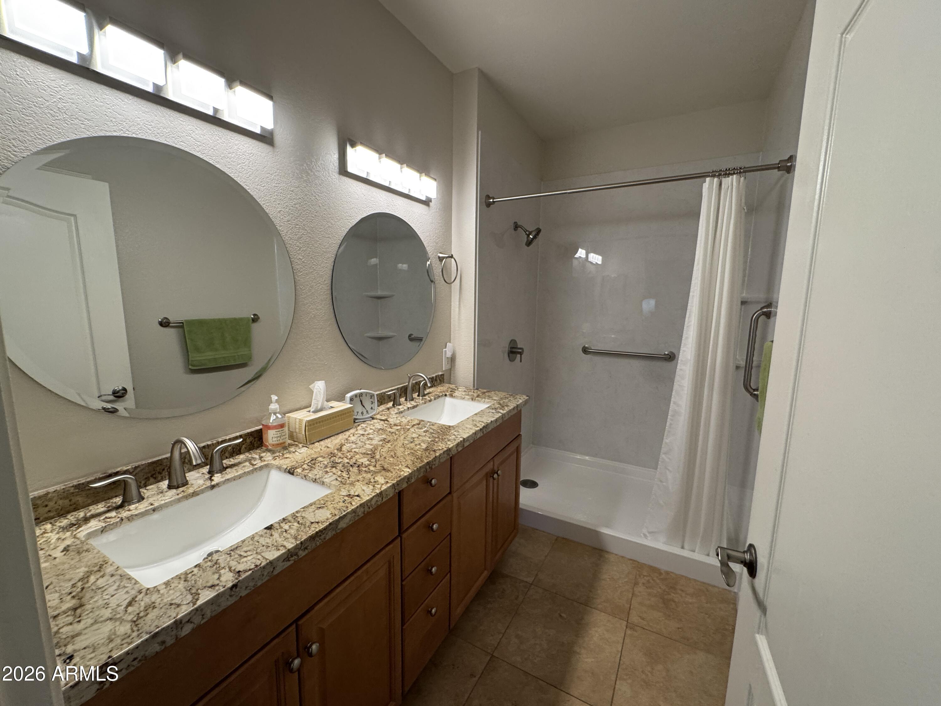 4848 North 36th Street, Unit 129 Phoenix, AZ 85018 - Photo 8 of 16 IMG_4930