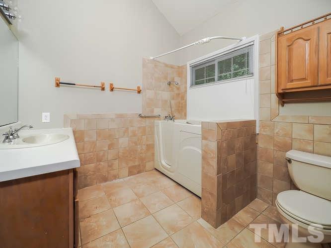 211 Lawrence Road Cary, NC 27511 - Photo 18 of 25 Walk-in Tub