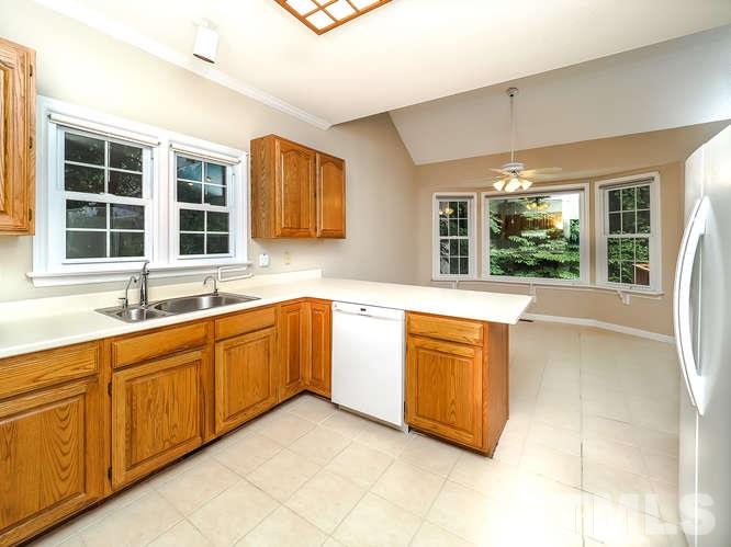 211 Lawrence Road Cary, NC 27511 - Photo 8 of 25 Corian Countertops