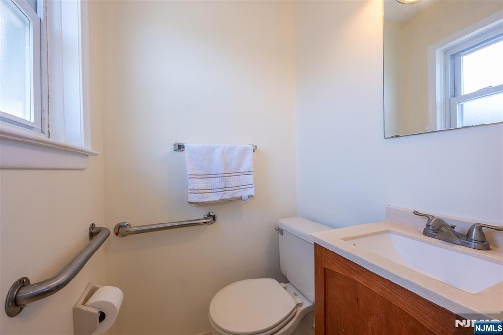 1146 Valley Road, Unit 2A Wayne, NJ 07470 - Photo 13 of 21