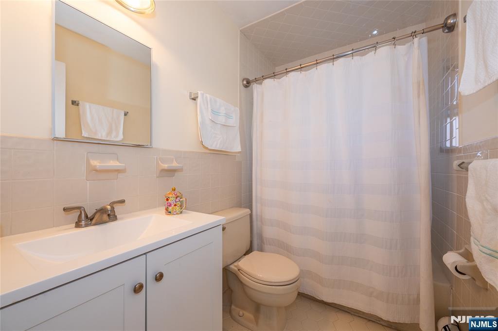 1146 Valley Road, Unit 2A Wayne, NJ 07470 - Photo 17 of 21