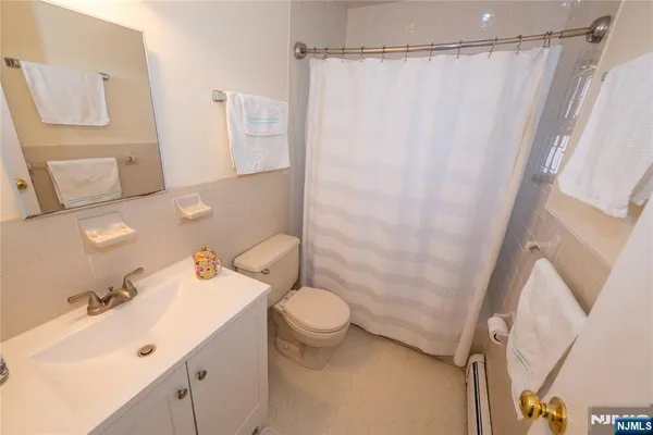 $274,900 | 1146 Valley Road, Unit 2A, Wayne, NJ 07470