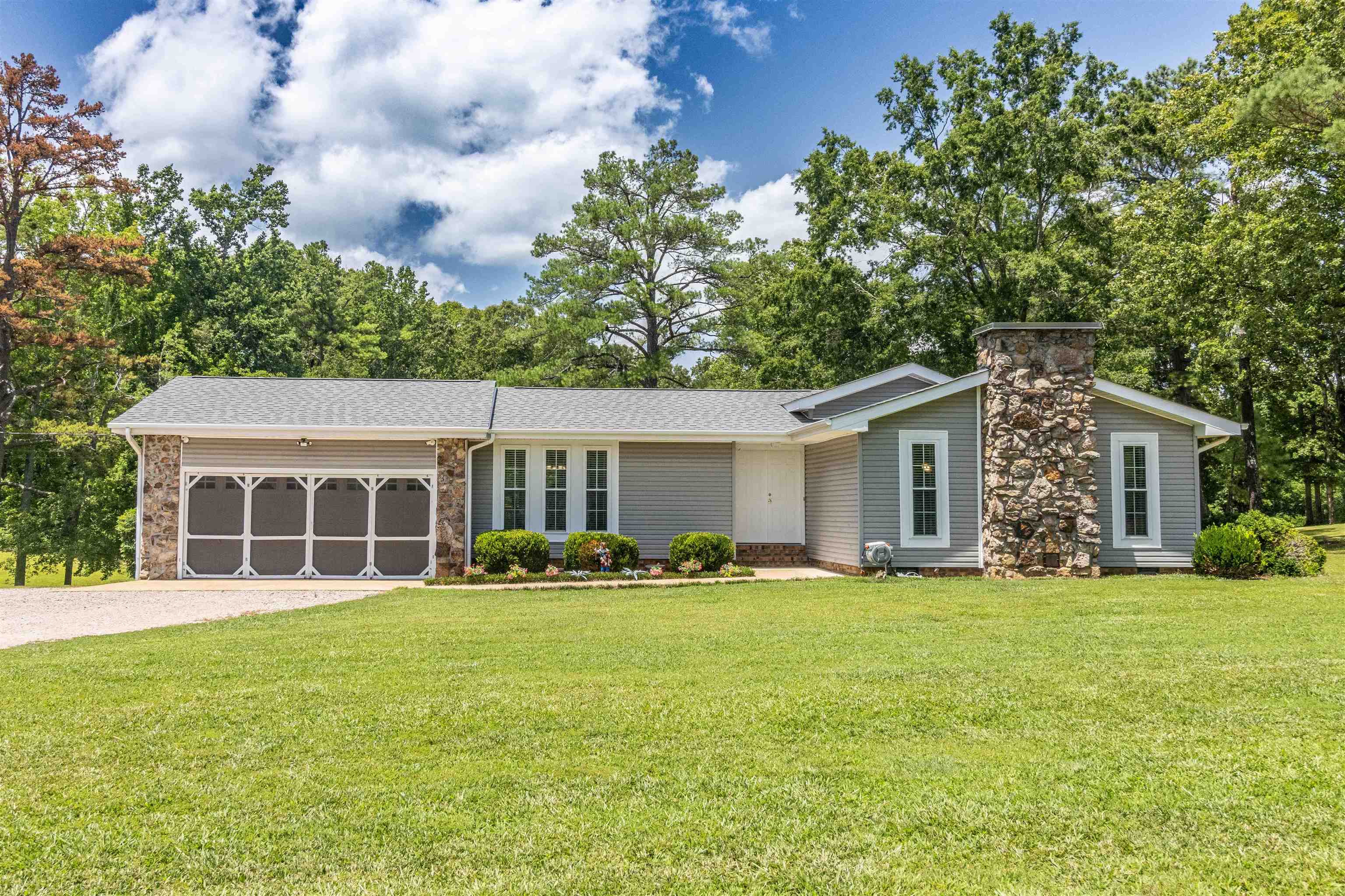 1845 Powell Chapel Road Middleton, TN 38052 - Photo 2 of 33