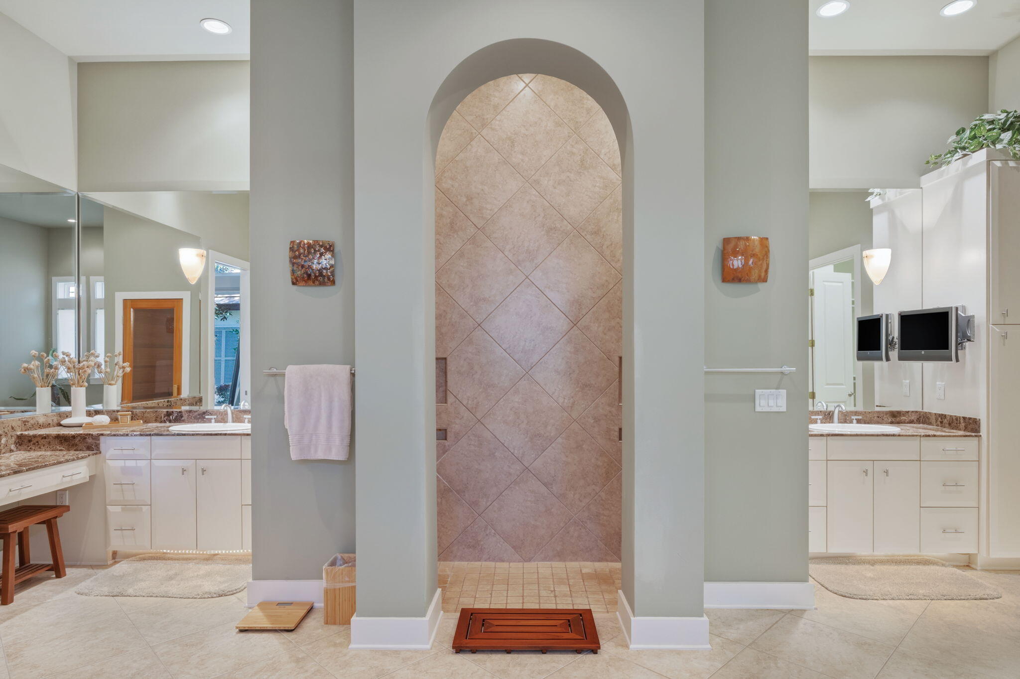 2943 Pine Valley Road Miramar Beach, FL 32550 - Photo 40 of 97 Shower
