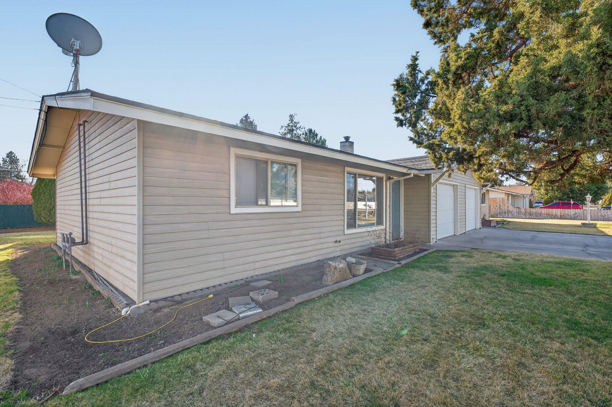 2412 Southwest Wickiup Avenue Redmond, OR 97756 - Photo 30 of 46 8-web-or-mls-2412-SW-Wickiup-Ave-Redmond