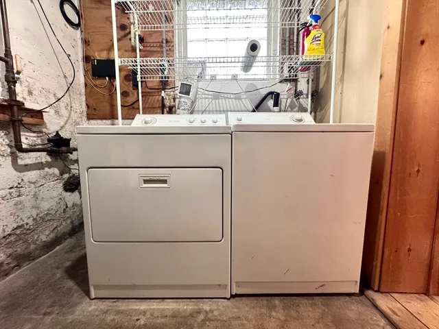 $2,950 | 53 Circuit Road, Dedham, MA 02026