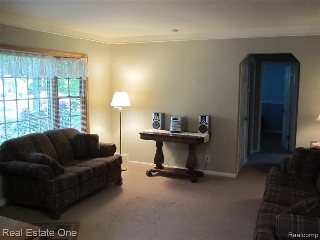 1133 West Webster Road Royal Oak, MI 48073 - Photo 12 of 20 LR 2(hardwood under carpet)