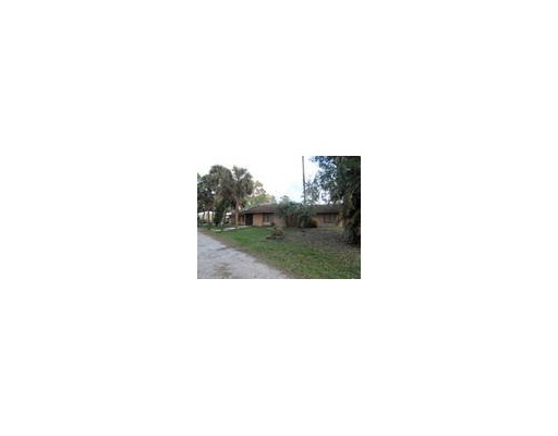 11001 Southwest Hawk View Circle, Unit CI Stuart, FL 34997 - Photo 1 of 3 Primary Photo