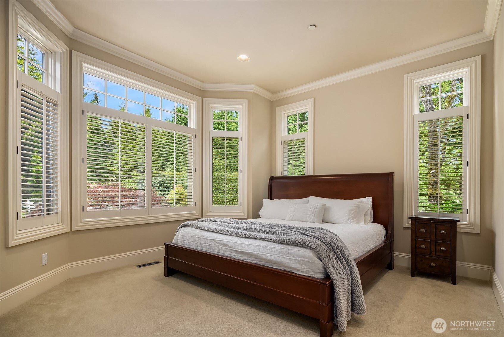 9 Diamond Ranch South Bellevue, WA 98004 - Photo 15 of 26 a bedroom with a bed and a window