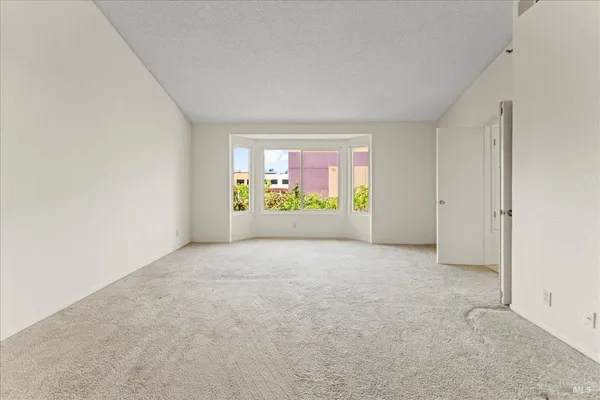$490,000 | 2121 Vale Road, Unit 31, San Pablo, CA 94806