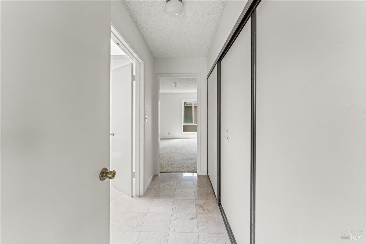2121 Vale Road, Unit 31 San Pablo, CA 94806 - Photo 27 of 36 a view of an entryway