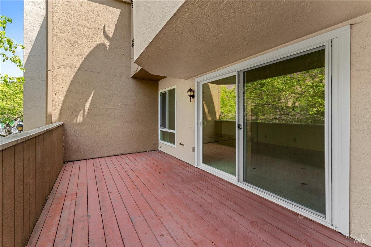 2121 Vale Road, Unit 31 San Pablo, CA 94806 - Photo 33 of 36 a view of outdoor space with wooden floor and windows
