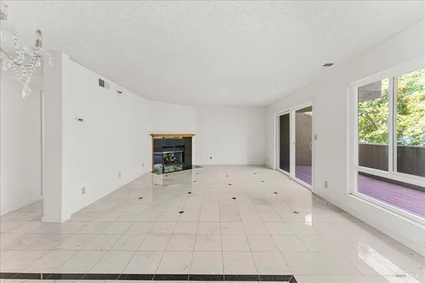 $490,000 | 2121 Vale Road, Unit 31, San Pablo, CA 94806