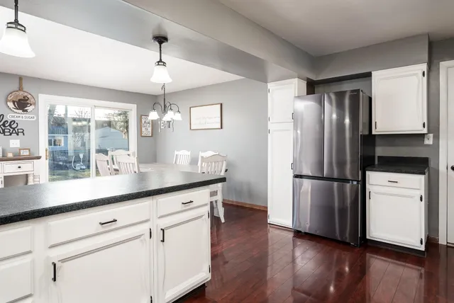 $189,000 | 237 Theodore Street, Loves Park, IL 61111