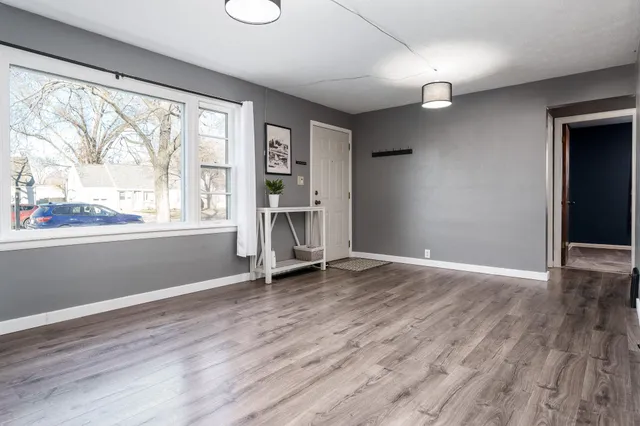 $189,000 | 237 Theodore Street, Loves Park, IL 61111