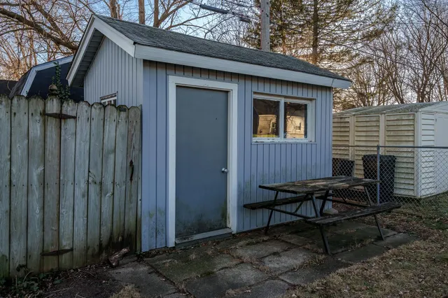 $189,000 | 237 Theodore Street, Loves Park, IL 61111