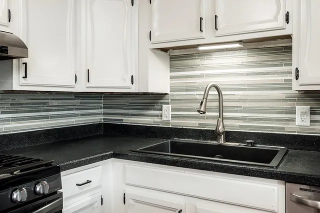 $189,000 | 237 Theodore Street, Loves Park, IL 61111