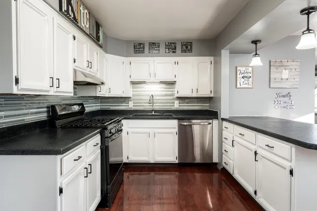 $189,000 | 237 Theodore Street, Loves Park, IL 61111