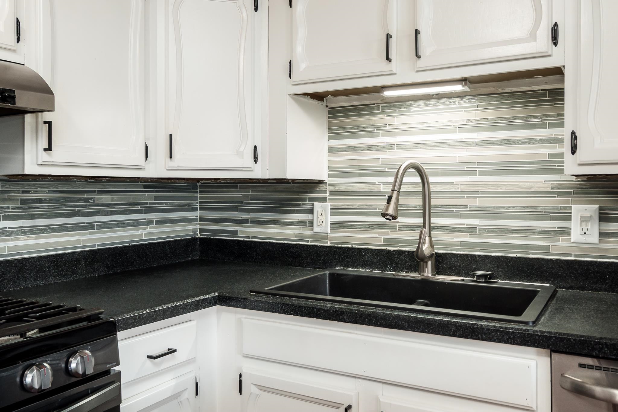 237 Theodore Street Loves Park, IL 61111 - Photo 9 of 33