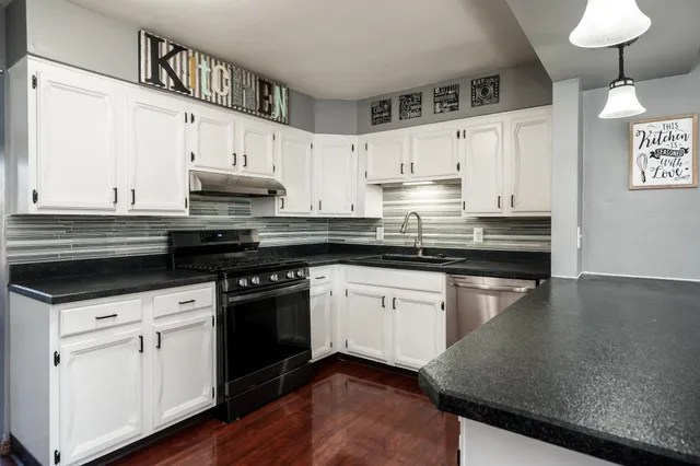 $189,000 | 237 Theodore Street, Loves Park, IL 61111