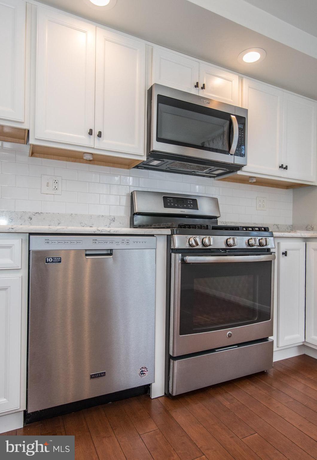 8606 Bridle Road Philadelphia, PA 19115 - Photo 20 of 71