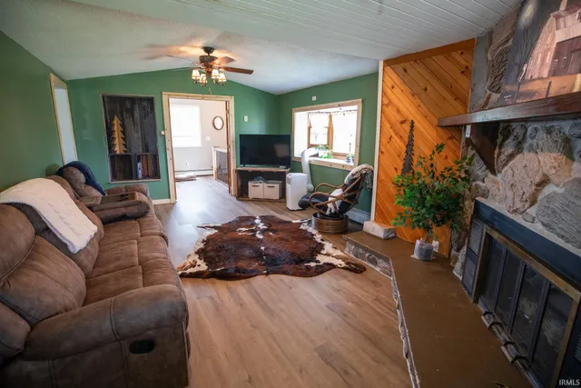 $329,000 | 17981 14 B Road, Culver, IN 46511