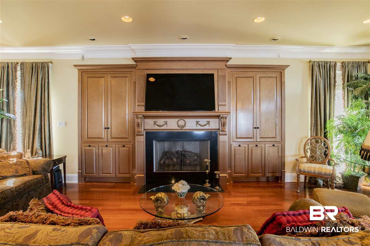 10 Denton Lane Fairhope, AL 36532 - Photo 13 of 45 Fireplace/Built-ins