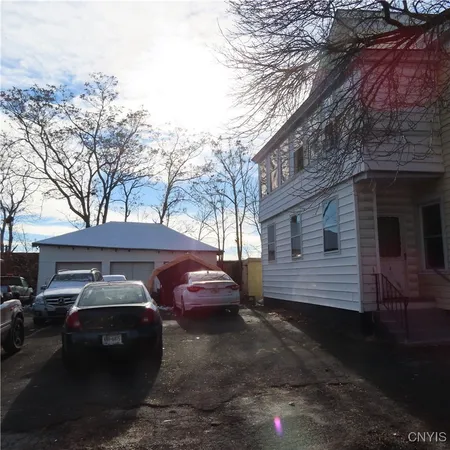 $1,600 | 540 Teall Avenue, Syracuse, NY 13206