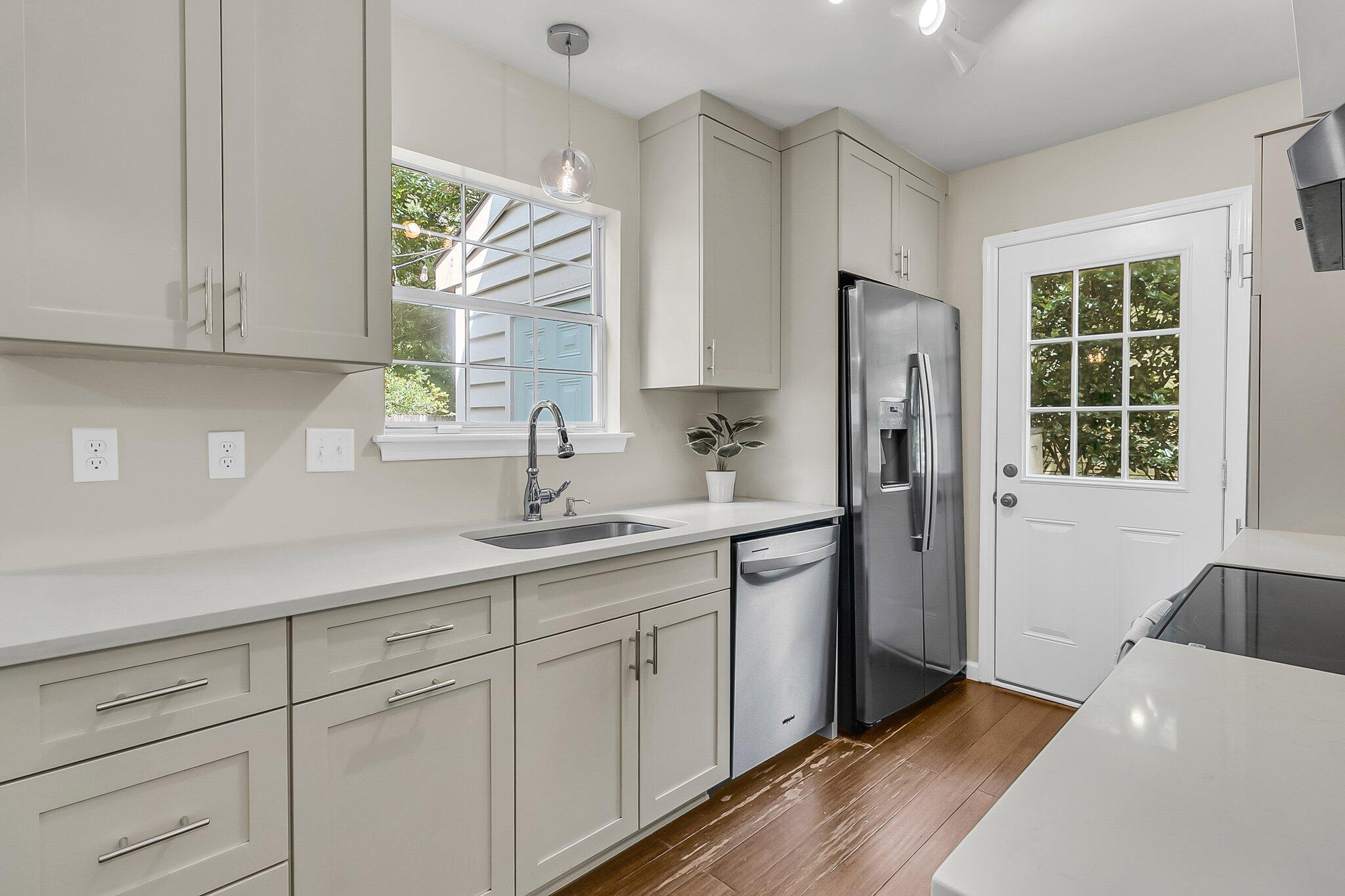 1433 Oak Landing Road Mount Pleasant, SC 29464 - Photo 13 of 42 CREM - 1433 Oaklanding Rd-16