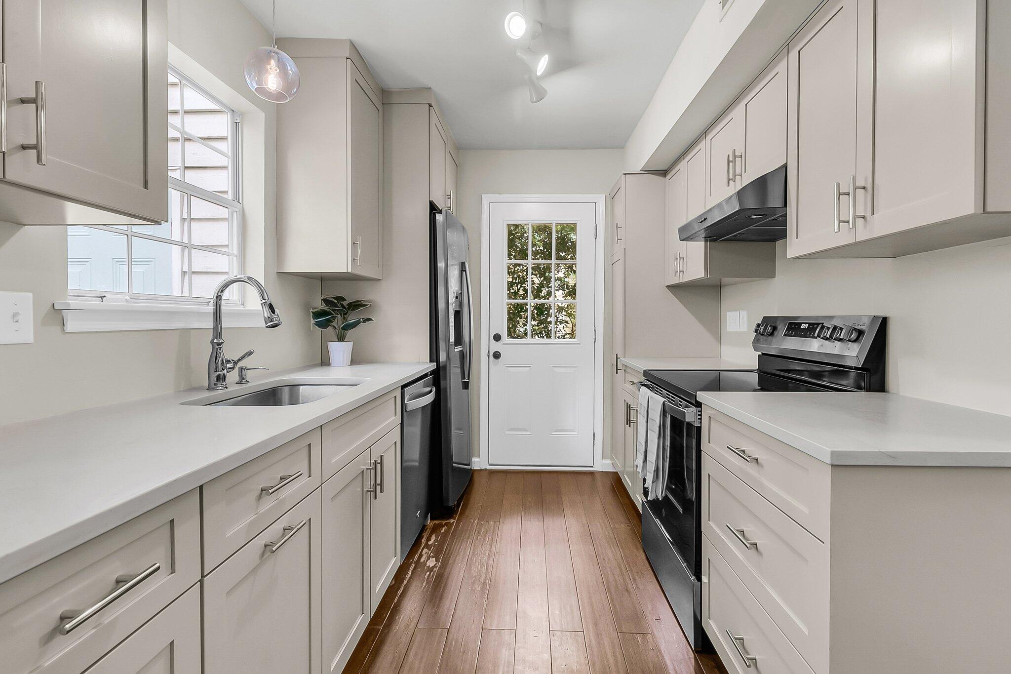 1433 Oak Landing Road Mount Pleasant, SC 29464 - Photo 14 of 42 CREM - 1433 Oaklanding Rd-17