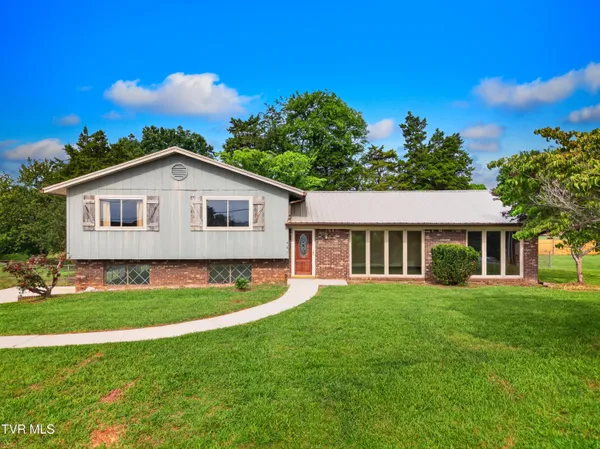 $325,000 | 481 Ravenwood Drive, Morristown, TN 37814
