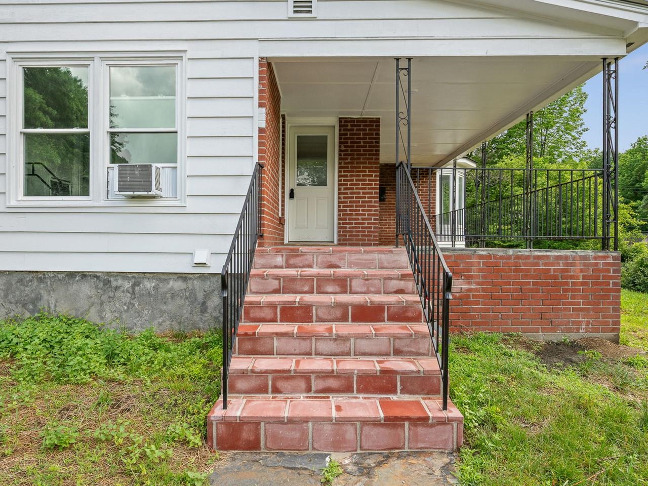 360 East Montpelier Road Barre Town, VT 05641 - Photo 4 of 58