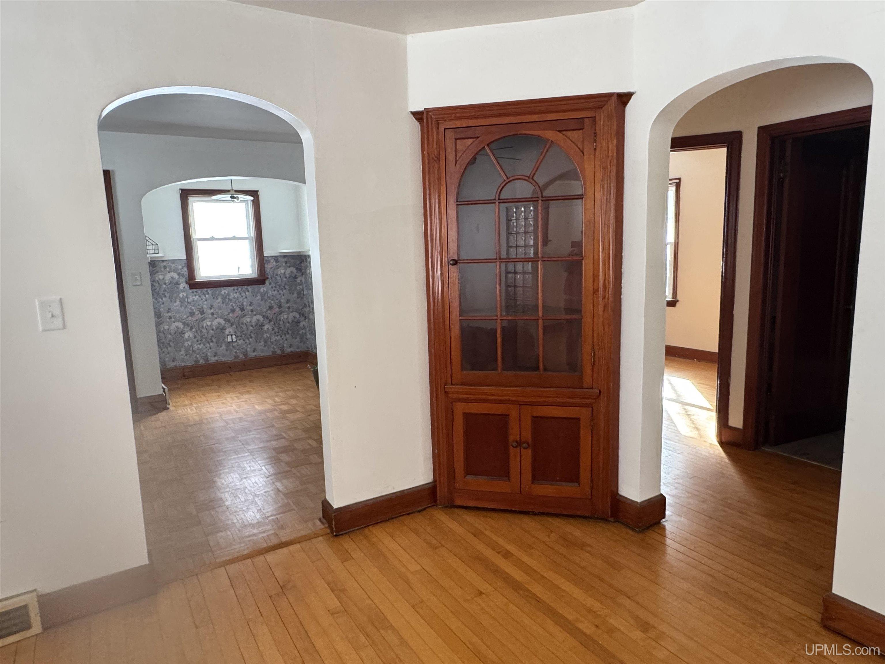 242 Hill Street Ishpeming, MI 49849 - Photo 13 of 27