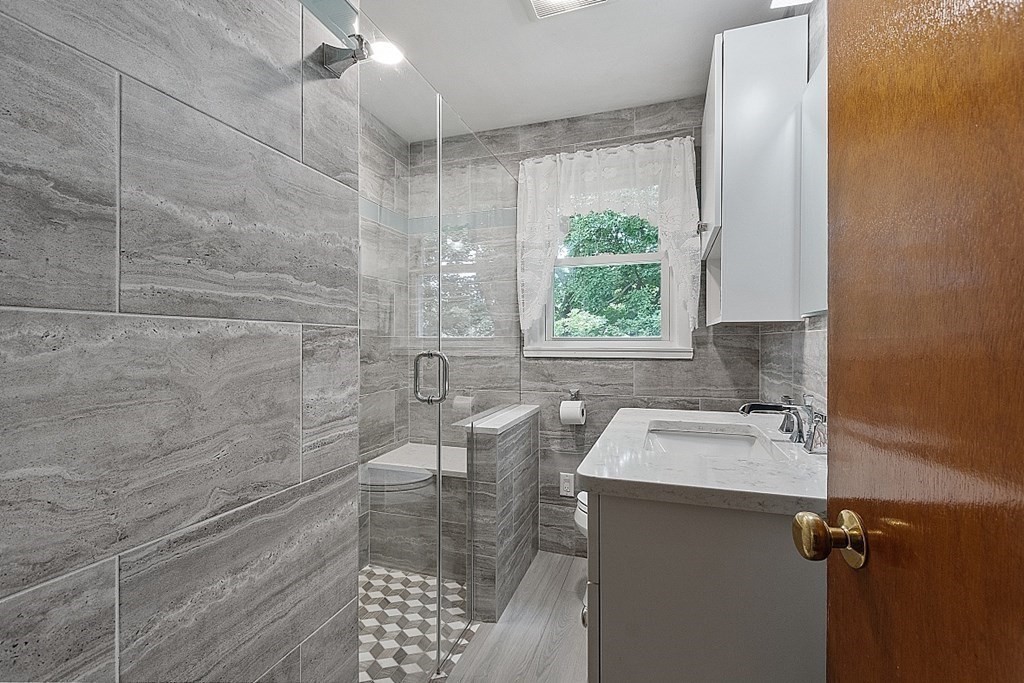 32 Redstone Hill Road Sterling, MA 01564 - Photo 20 of 39 Gallery Image 20