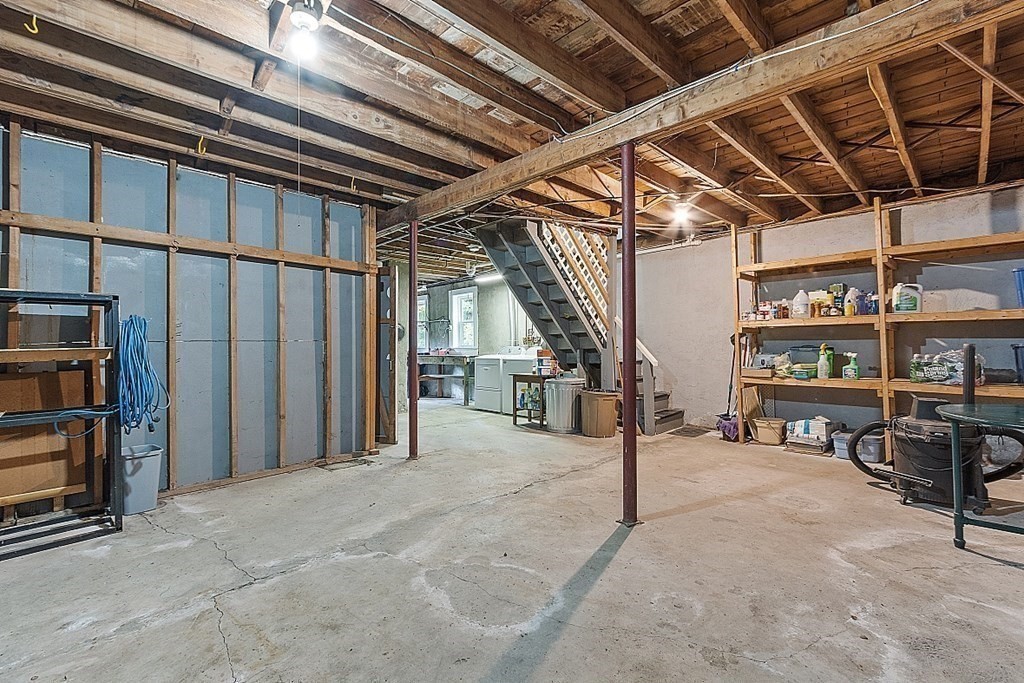32 Redstone Hill Road Sterling, MA 01564 - Photo 27 of 39 Gallery Image 27