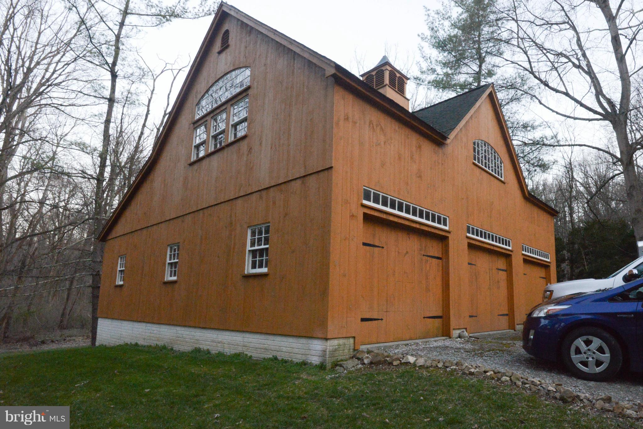 21207 Greenbrier Road Boonsboro, MD 21713 - Photo 2 of 30 Garage/Barn/Studio