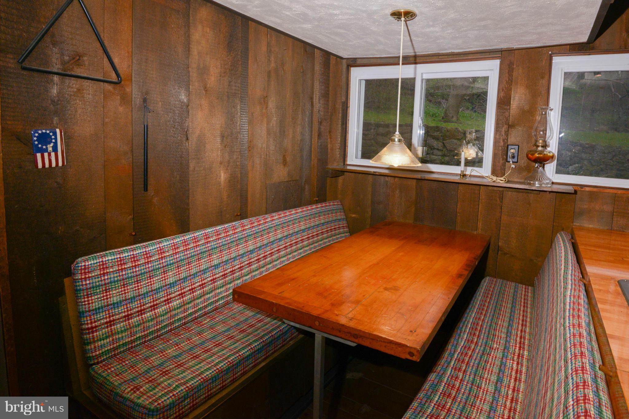 21207 Greenbrier Road Boonsboro, MD 21713 - Photo 8 of 30 Dining Room