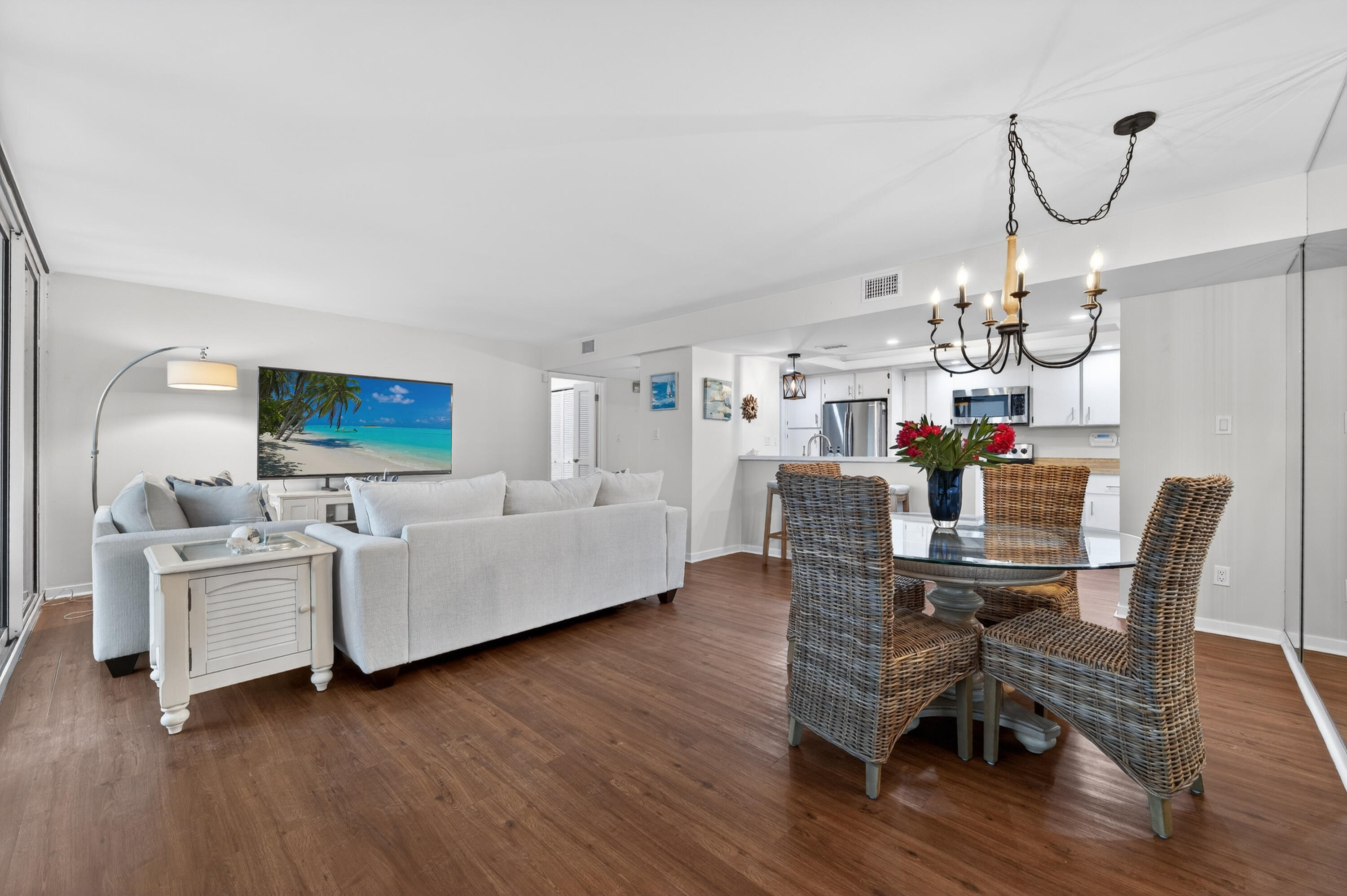 669 Northeast Plantation Road, Unit 308 Stuart, FL 34996 - Photo 11 of 43 liv room din room2