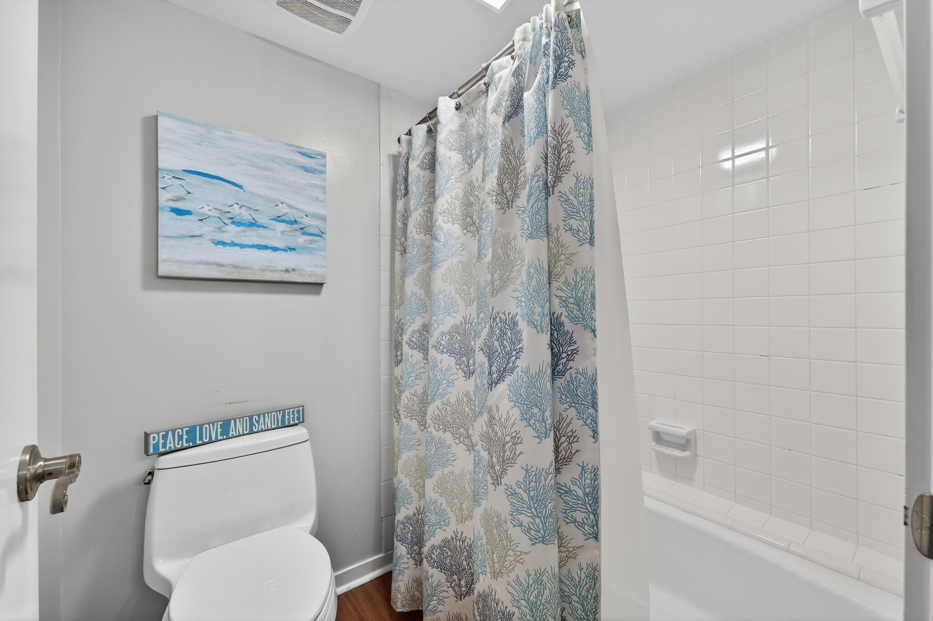 669 Northeast Plantation Road, Unit 308 Stuart, FL 34996 - Photo 21 of 43 bathroom:shower