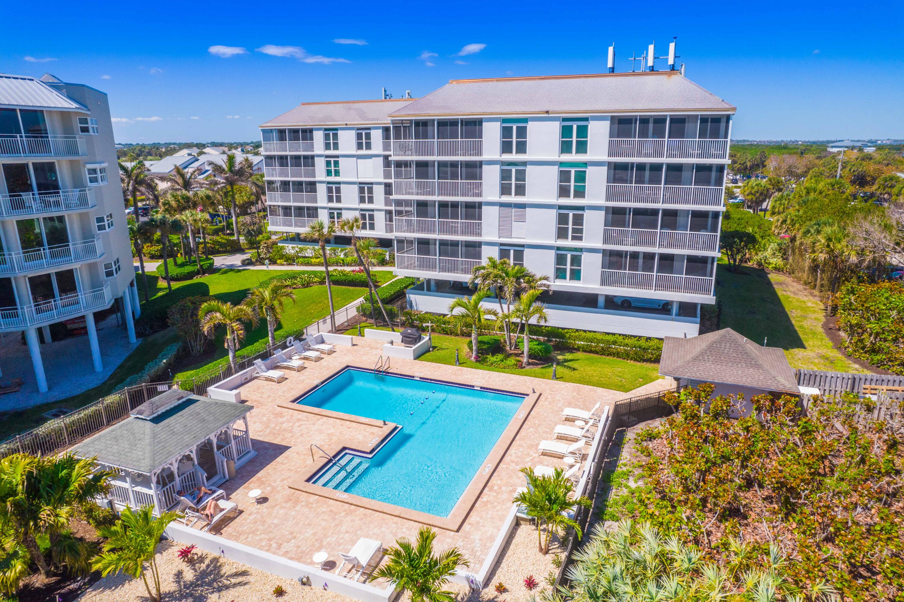 669 Northeast Plantation Road, Unit 308 Stuart, FL 34996 - Photo 8 of 43 EREP-3