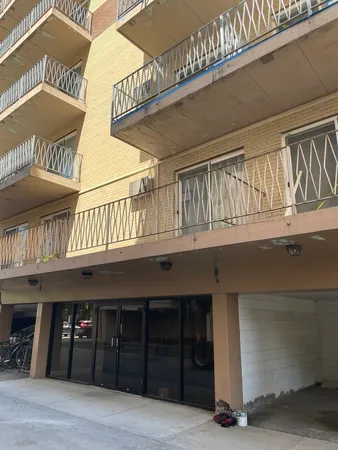 $1,400 | 7443 Washington Street, Unit 603, Forest Park, IL 60130