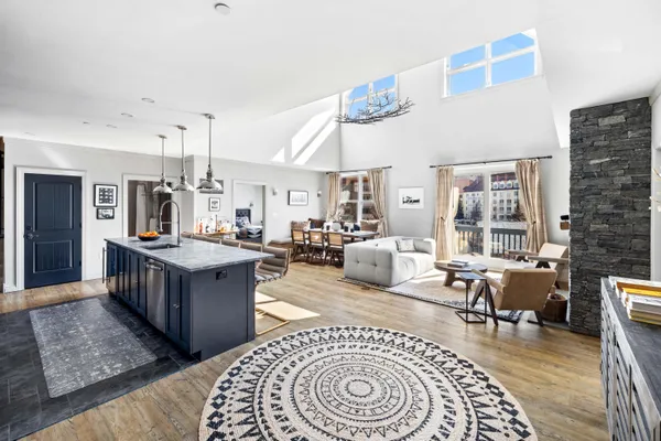 $1,775,000 | 43 Middle Ridge Road, Unit 416, South Londonderry, VT 05155