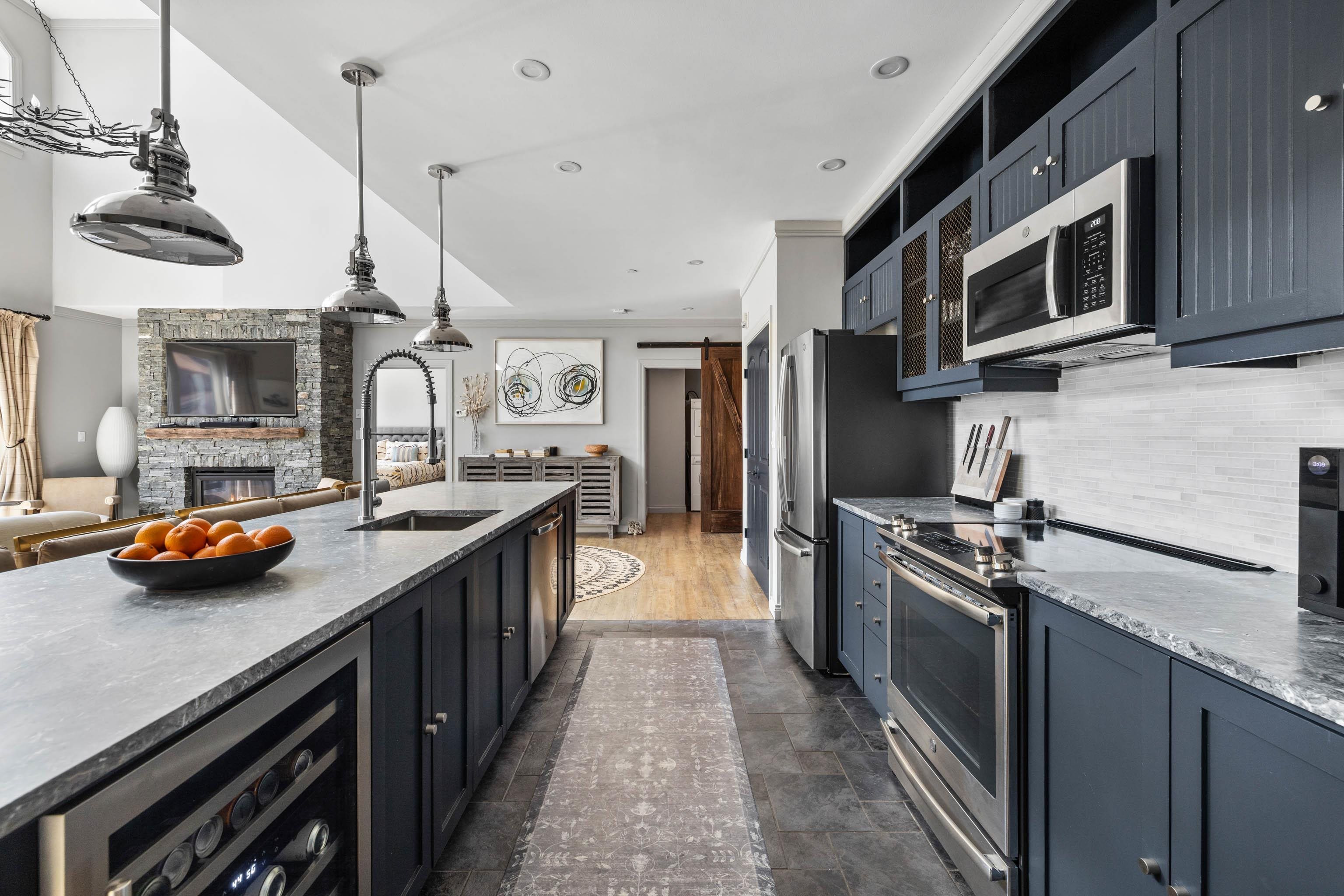 43 Middle Ridge Road, Unit 416 South Londonderry, VT 05155 - Photo 14 of 41