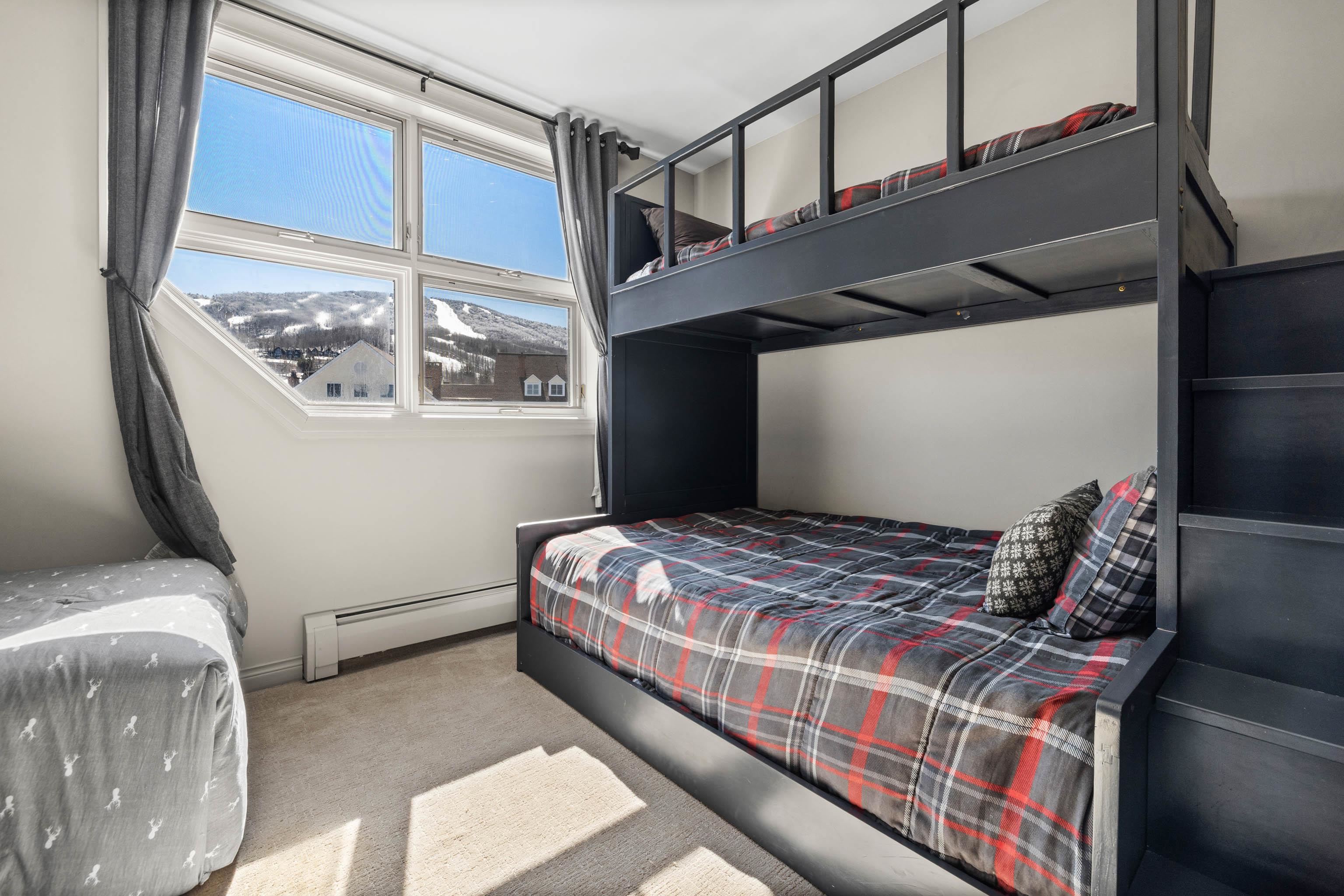 43 Middle Ridge Road, Unit 416 South Londonderry, VT 05155 - Photo 32 of 41